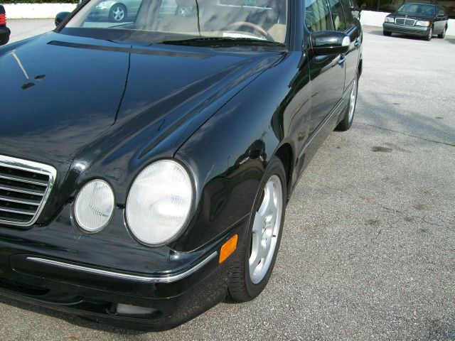 2001 Mercedes-Benz E-Class Scion XB