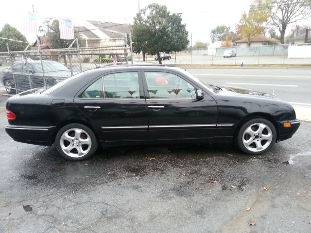 2002 Mercedes-Benz E-Class Technology Package