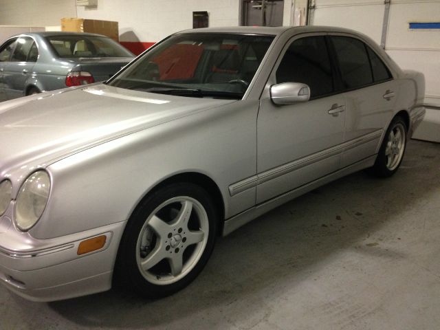 2002 Mercedes-Benz E-Class Scion XB