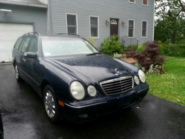 2002 Mercedes-Benz E-Class Technology Package