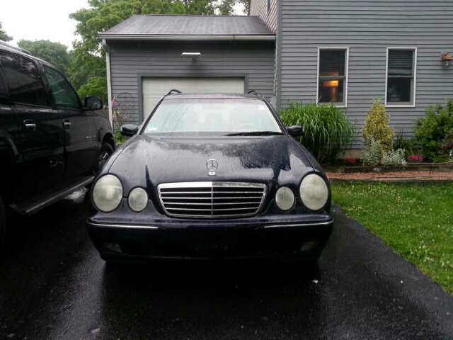 2002 Mercedes-Benz E-Class Technology Package
