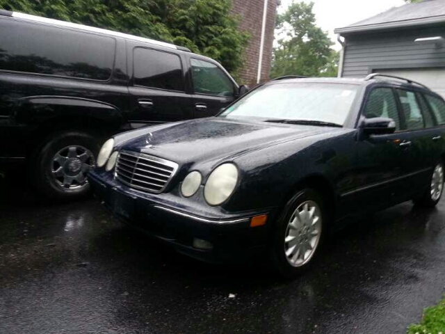 2002 Mercedes-Benz E-Class Technology Package