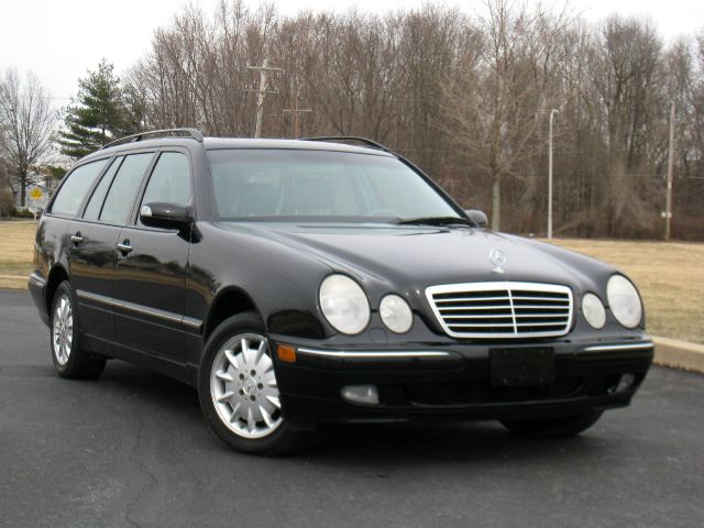 2002 Mercedes-Benz E-Class SXT