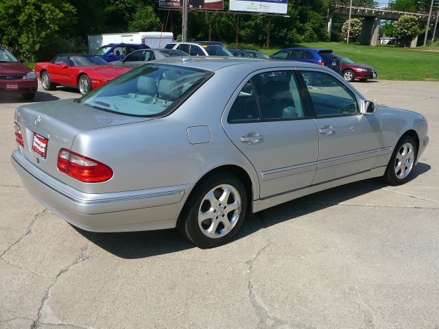 2002 Mercedes-Benz E-Class SXT