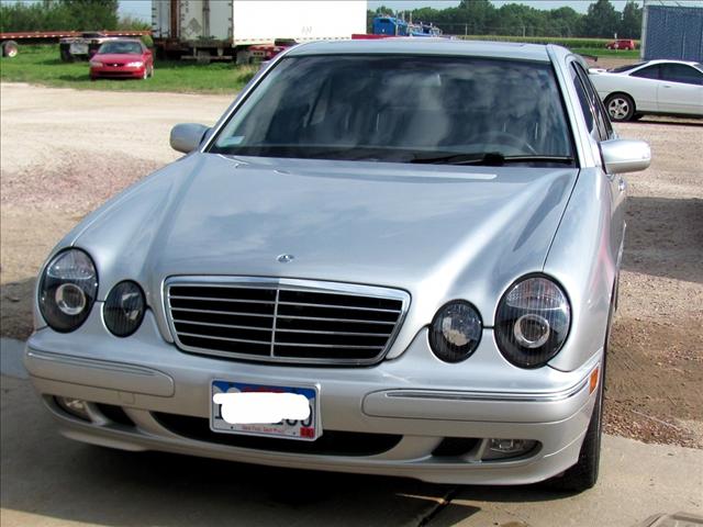 2002 Mercedes-Benz E-Class 2WD Supercrew 139 XLT