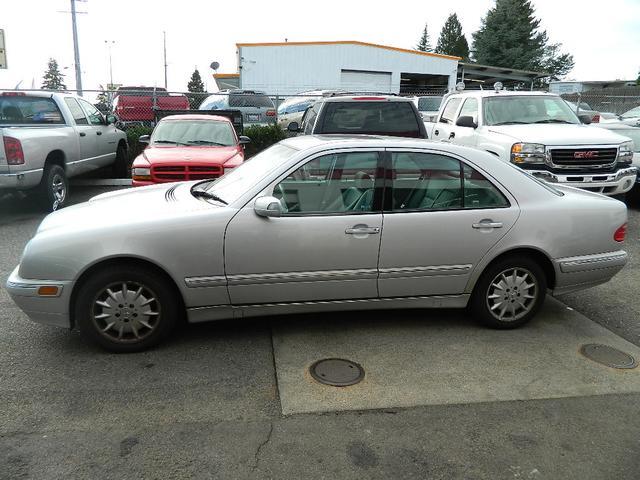 2002 Mercedes-Benz E-Class SXT