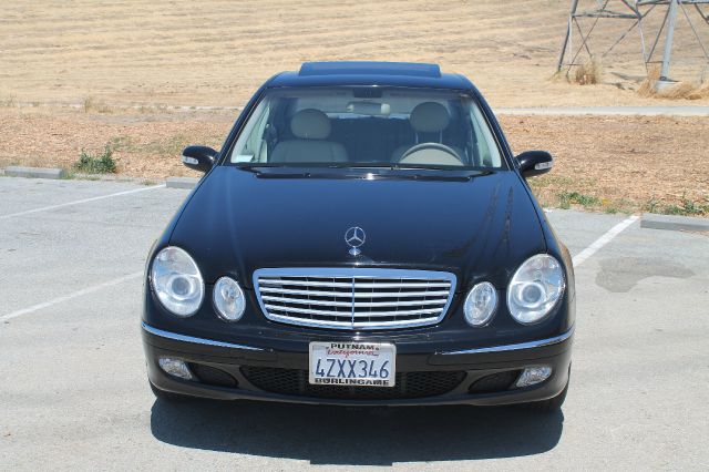 2003 Mercedes-Benz E-Class SXT