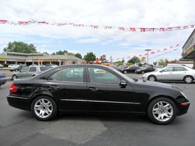 2003 Mercedes-Benz E-Class SLT W/ Hemi