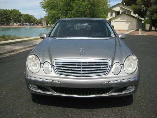 2003 Mercedes-Benz E-Class SXT
