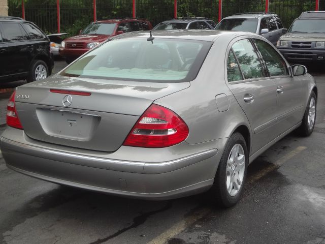 2003 Mercedes-Benz E-Class SXT