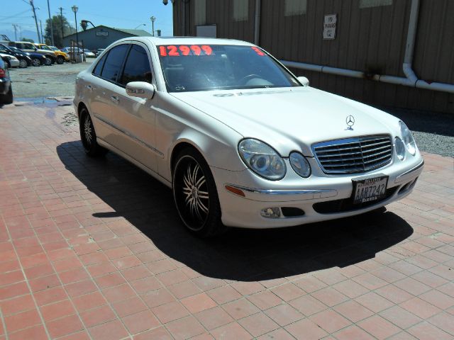 2003 Mercedes-Benz E-Class SLT W/ Hemi