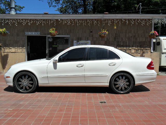 2003 Mercedes-Benz E-Class SLT W/ Hemi