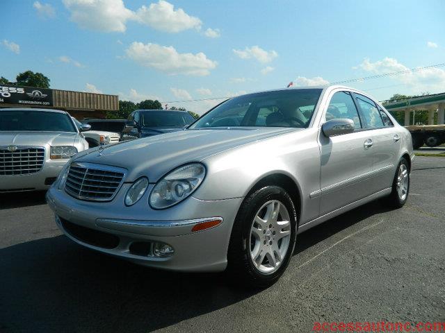 2003 Mercedes-Benz E-Class SXT
