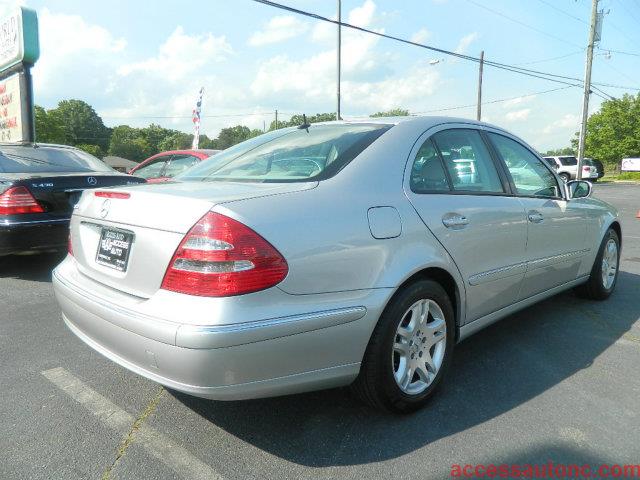 2003 Mercedes-Benz E-Class SXT