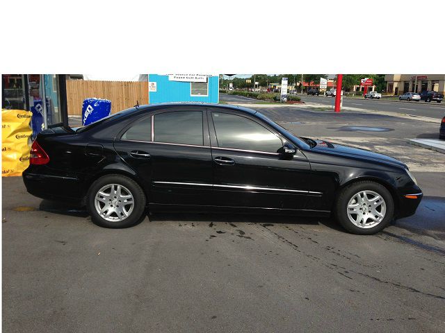 2003 Mercedes-Benz E-Class SXT