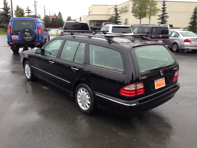 2003 Mercedes-Benz E-Class SXT