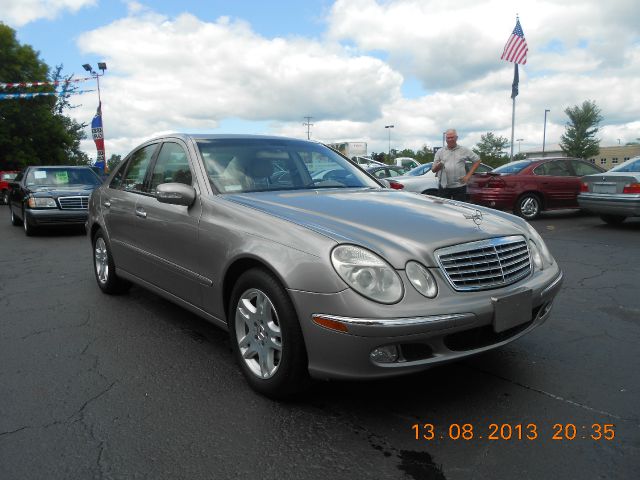 2003 Mercedes-Benz E-Class SXT