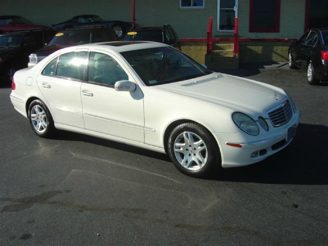 2003 Mercedes-Benz E-Class SXT