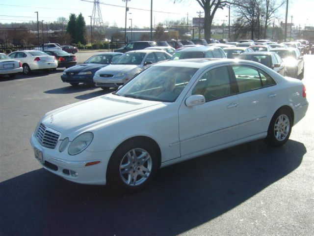 2003 Mercedes-Benz E-Class SXT