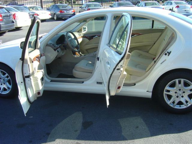 2003 Mercedes-Benz E-Class SXT