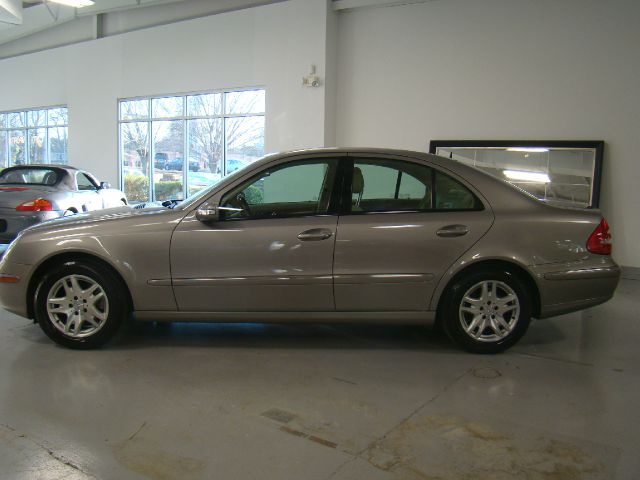2003 Mercedes-Benz E-Class SXT
