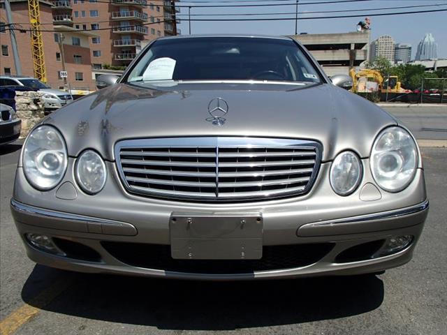 2003 Mercedes-Benz E-Class Gl 2x2