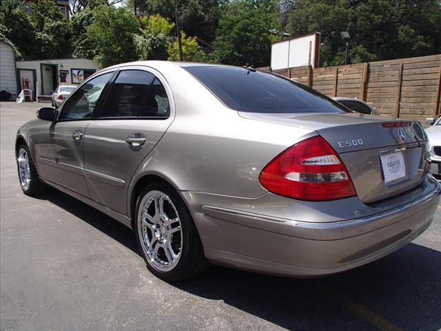 2003 Mercedes-Benz E-Class Gl 2x2