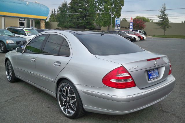 2003 Mercedes-Benz E-Class SLT W/ Hemi
