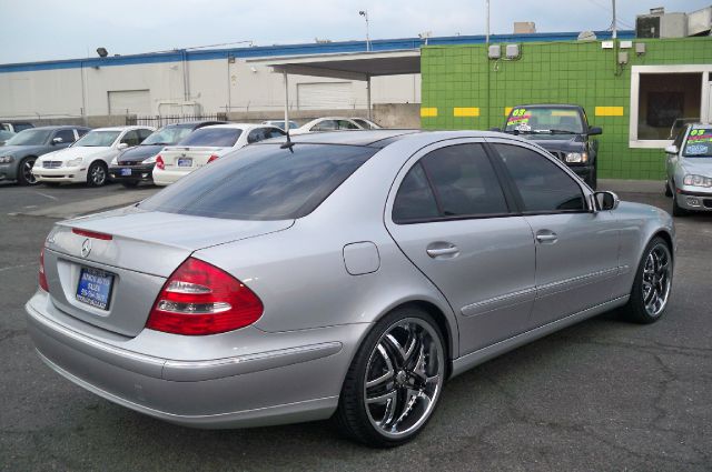 2003 Mercedes-Benz E-Class SLT W/ Hemi