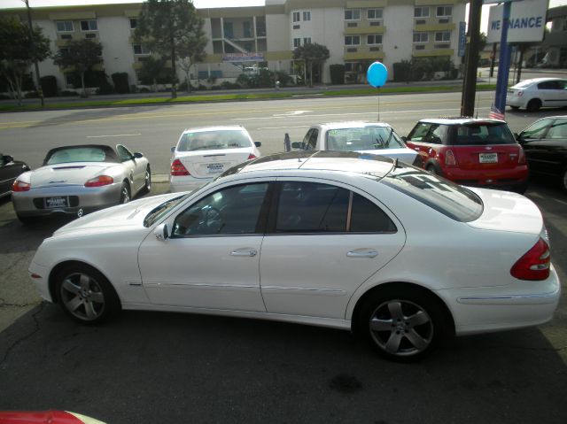 2003 Mercedes-Benz E-Class SLT W/ Hemi