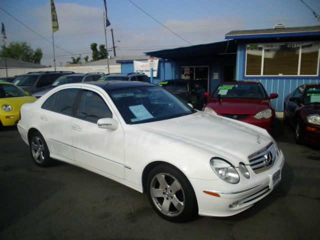 2003 Mercedes-Benz E-Class SLT W/ Hemi