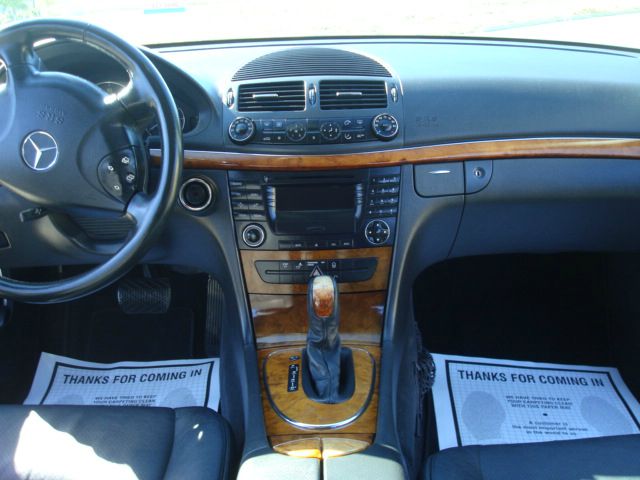 2003 Mercedes-Benz E-Class SXT