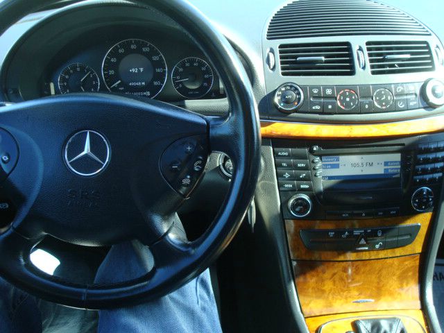 2003 Mercedes-Benz E-Class SXT