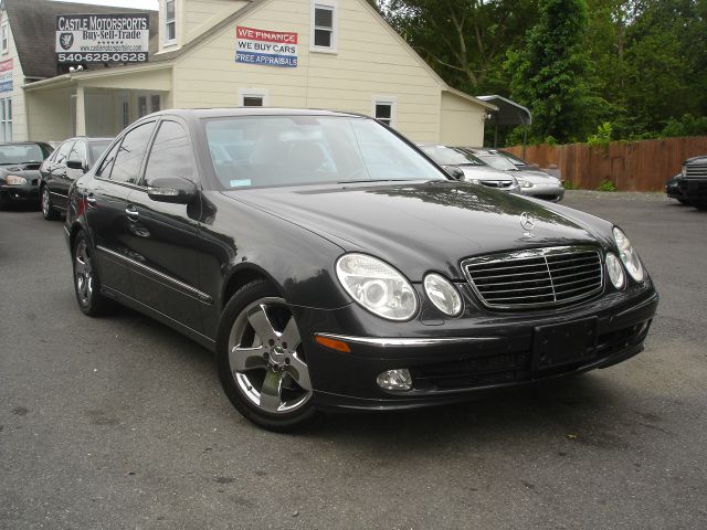 2003 Mercedes-Benz E-Class SLT W/ Hemi