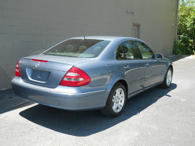 2003 Mercedes-Benz E-Class SXT