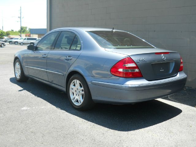 2003 Mercedes-Benz E-Class SXT