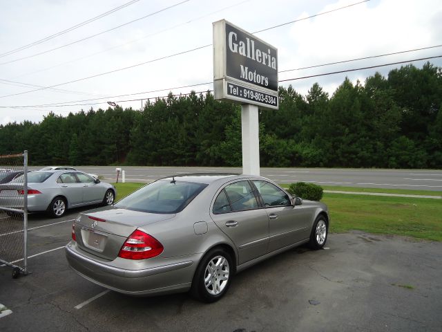2003 Mercedes-Benz E-Class SXT