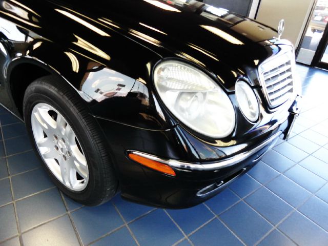 2003 Mercedes-Benz E-Class SXT