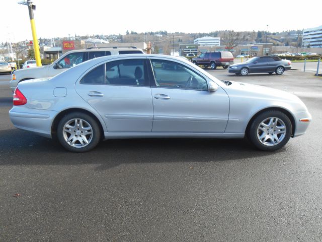 2003 Mercedes-Benz E-Class SXT