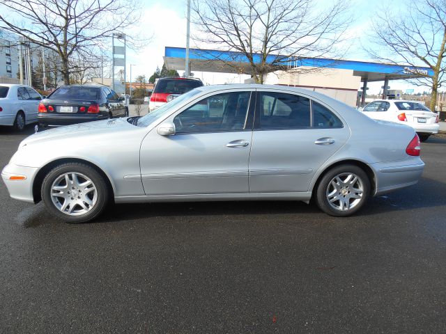 2003 Mercedes-Benz E-Class SXT