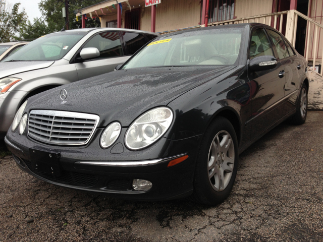 2003 Mercedes-Benz E-Class SXT