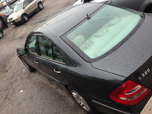 2003 Mercedes-Benz E-Class SXT