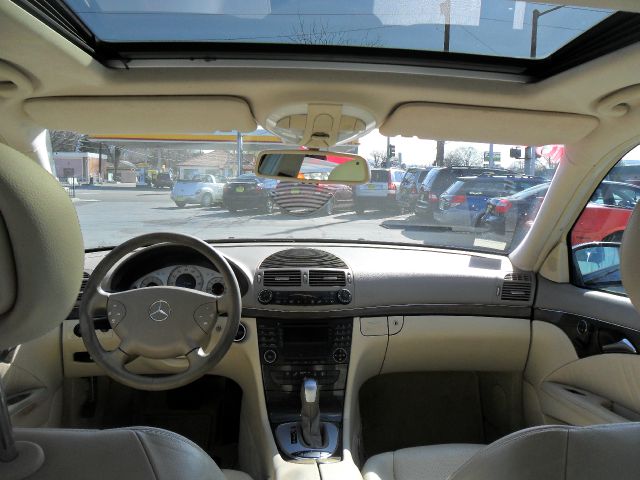 2003 Mercedes-Benz E-Class SLT W/ Hemi