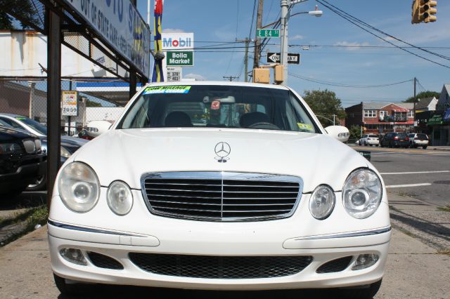 2003 Mercedes-Benz E-Class SXT