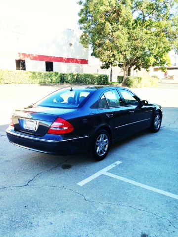2003 Mercedes-Benz E-Class SXT