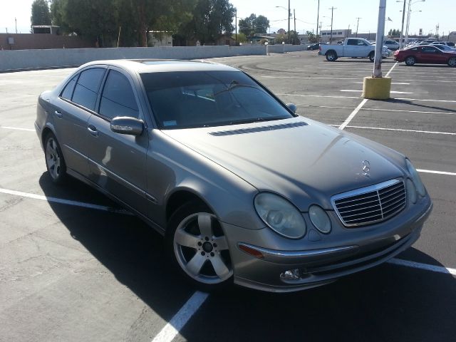 2003 Mercedes-Benz E-Class SXT