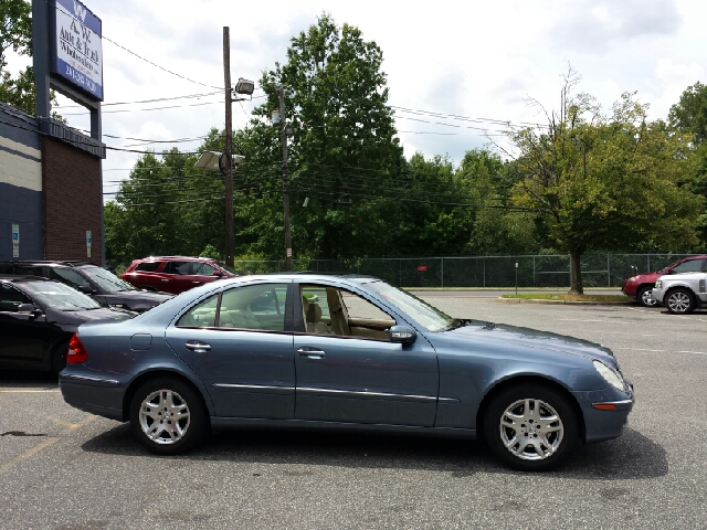 2004 Mercedes-Benz E-Class SXT