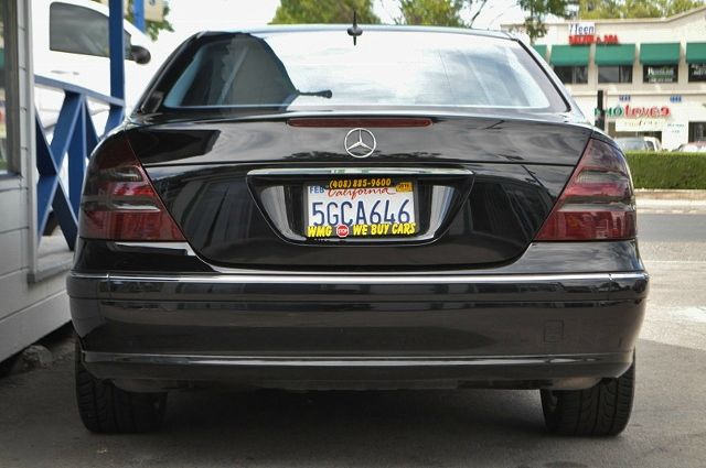 2004 Mercedes-Benz E-Class LS Flex Fuel 4x4 This Is One Of Our Best Bargains