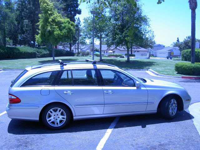 2004 Mercedes-Benz E-Class SXT