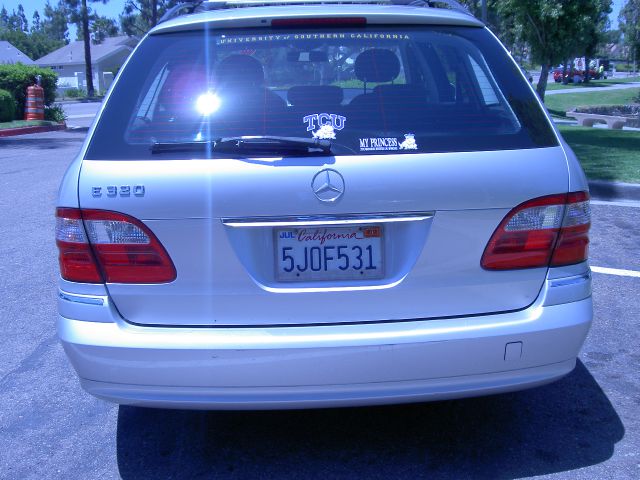 2004 Mercedes-Benz E-Class SXT